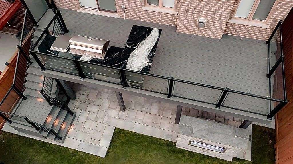 Upgrading Your Old Deck: Why Composite is the Way to Go