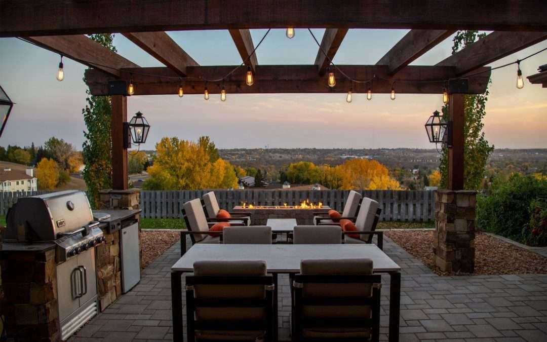 Pergolas with Built-In Features: Adding Fireplaces, Seating, and Storage